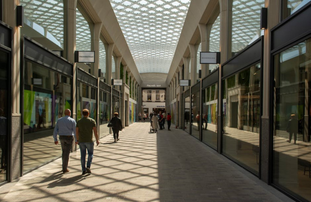 Op welke manieren kun je contact opnemen met gemeente Tilburg