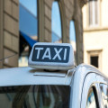 Wat zijn de voordelen van een taxibedrijf met een vast keurmerk ten opzichte van een onbek